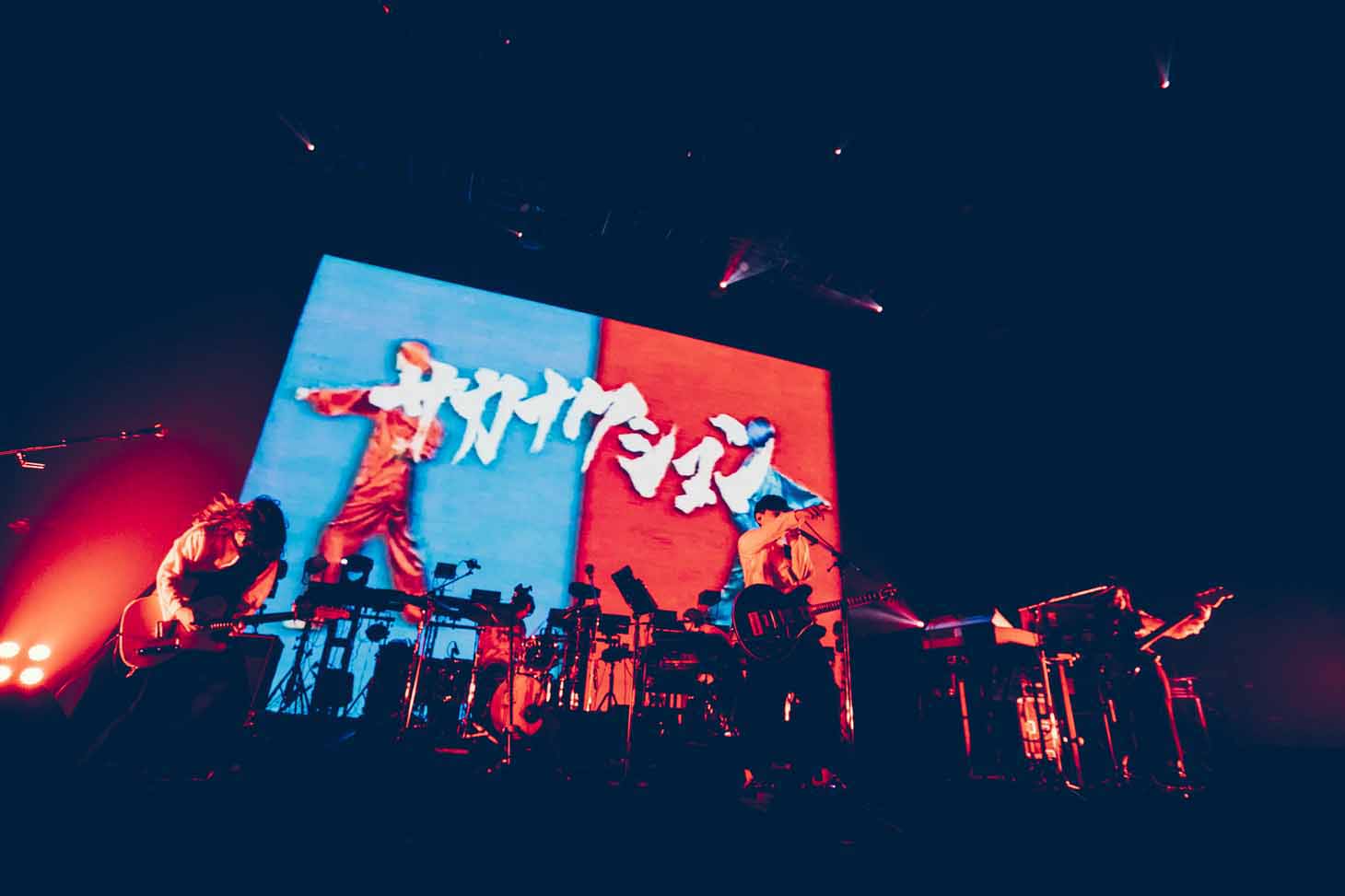 サカナクション「SAKANAQUARIUM2018-2019 “魚図鑑ゼミナール” EX THEATER ROPPONGI 5th ANNIVERSARY」の様子。（撮影：横山マサト）
