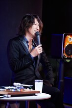 TAKURO（撮影：田辺佳子）