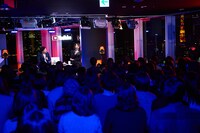 TAKURO「Journeywithout a map II」トーク＆アナログ盤先行試聴イベントの様子。（撮影：田辺佳子）