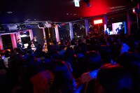 TAKURO「Journeywithout a map II」トーク＆アナログ盤先行試聴イベントの様子。（撮影：田辺佳子）