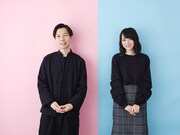 左から岩井勇気（ハライチ）、野口衣織（=LOVE）。