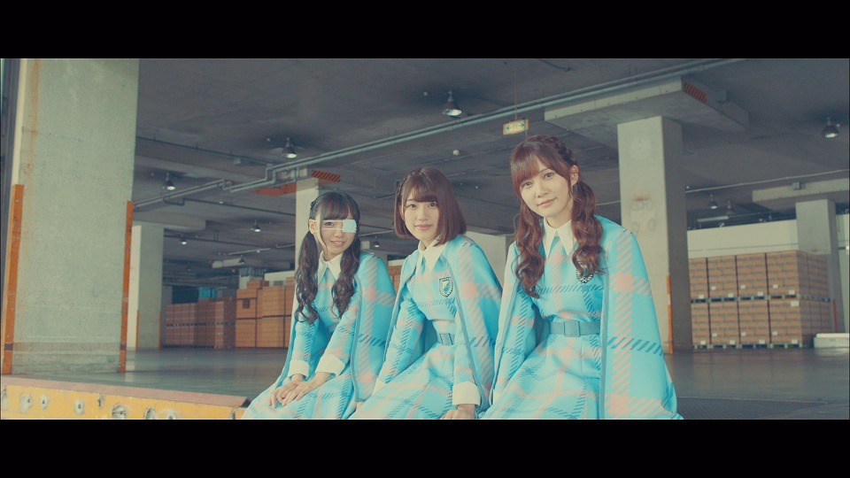 けやき坂46「君に話しておきたいこと」MVのワンシーン。