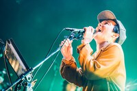 高城晶平（Vo, Flute / cero）（撮影：西槇太一）