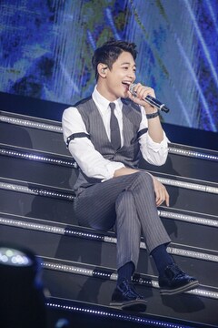Shineeミンホ 初のソロファンイベントに2万人動員 皆さんが僕の希望です イベントレポート 音楽ナタリー