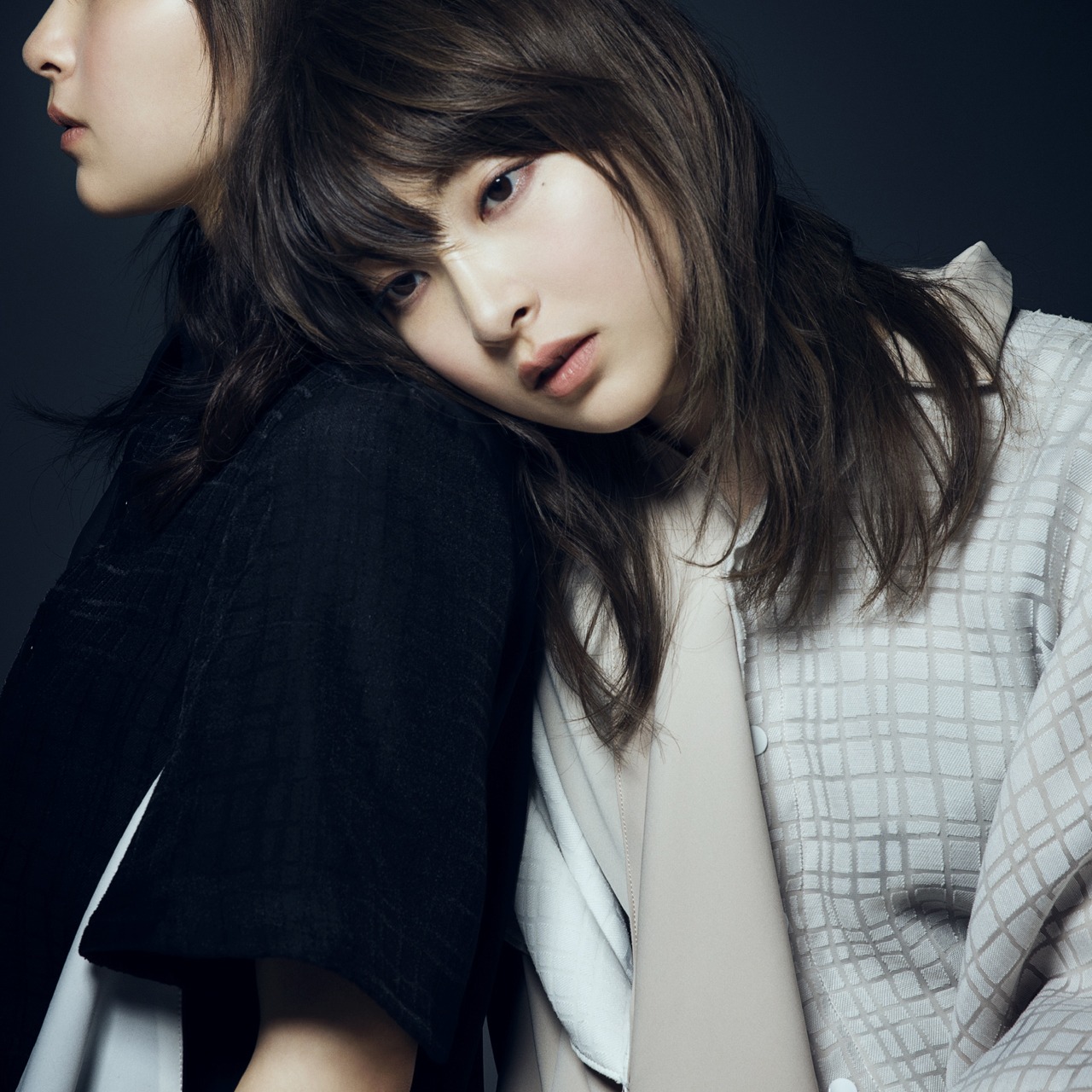家入レオ「DUO」初回限定盤Bジャケット