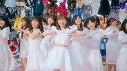 AKB48「ジワるDAYS」ミュージックビデオのワンシーン。