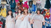AKB48「ジワるDAYS」ミュージックビデオのワンシーン。