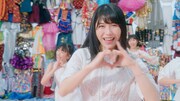 AKB48「ジワるDAYS」ミュージックビデオのワンシーン。