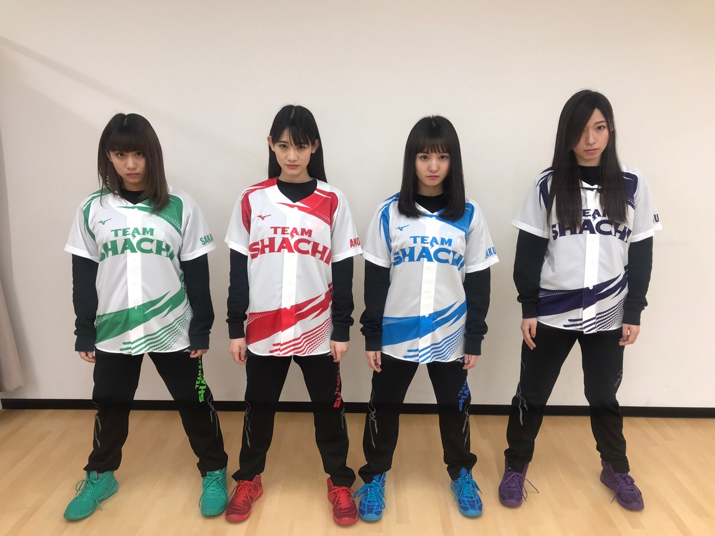 ミズノのコラボユニフォームを着たTEAM SHACHI。