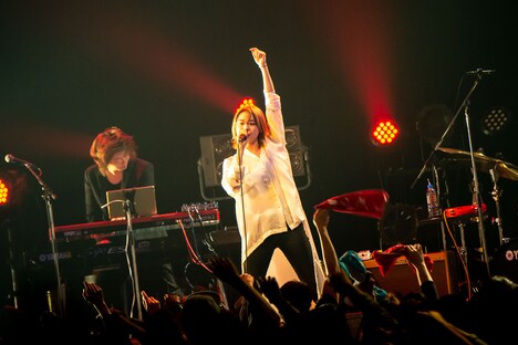 片平里菜（撮影：ヤオタケシ）