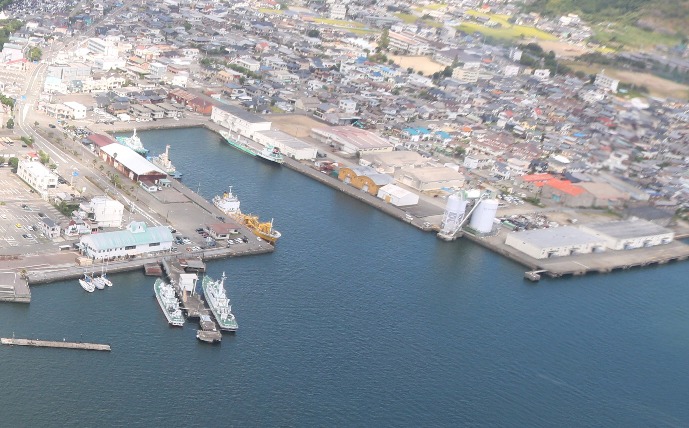 徳島・徳島小松島港