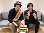 常田真太郎のバースデーサプライズの様子。