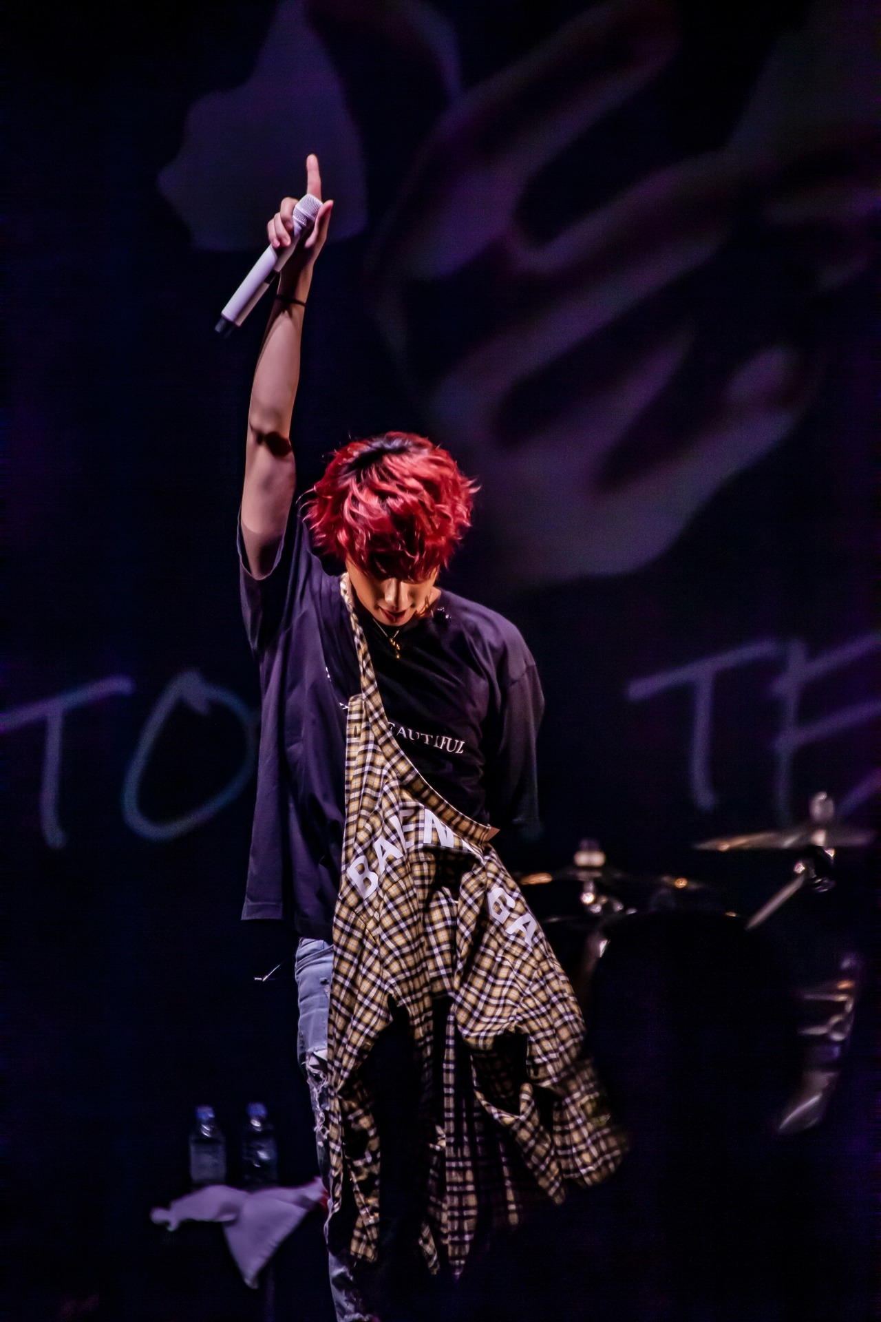 Hiro（Vo）（Photo by TAKASHI KONUMA）