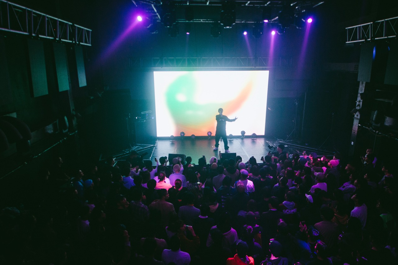 Ryohu「Ten Twenty Tour 2019」東京・渋谷WOMB公演の様子。（Photo by takaki iwata）