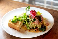 コラボカフェ「back number cafe」のメニュー「高嶺の花子さん」。