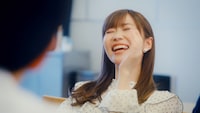 AKB48「私だってアイドル！」ミュージックビデオのワンシーン。(c)AKS / キングレコード