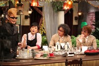 「深夜喫茶スジガネーゼ」公開収録の様子。(c)フジテレビ