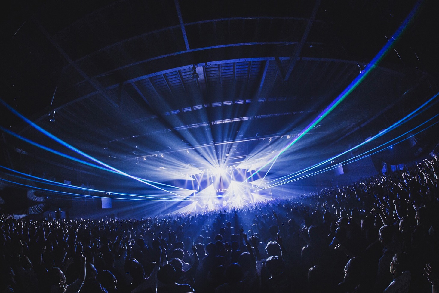 Nothing's Carved In Stone「SPECIAL ONE-MAN LIVE "BEGINNING"」の様子。（Photo by TAKAHIRO TAKINAMI）