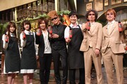 「深夜喫茶スジガネーゼ」公開収録の出演者たち。