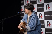 吉田結威(G, Vo)(撮影:星野耕作)