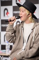 山田義孝（Vo）（撮影：星野耕作）