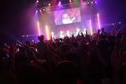 「妄想キャリブレーション LAST TOUR 2018/19 ~HOME~」の様子。撮影:チェリーマン)
