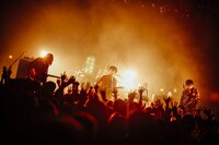 ヒトリエのライブの様子。（撮影：西槇太一）