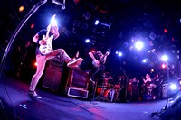 GOOD4NOTHING（撮影：半田安政）