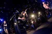 GOOD4NOTHING（撮影：半田安政）