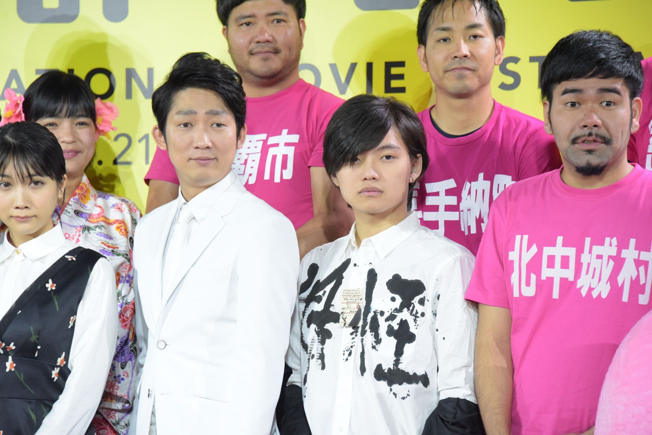 「島ぜんぶでおーきな祭」概要発表会見の様子。
