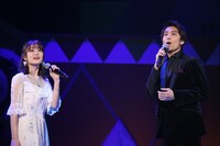 生田絵梨花と海宝直人。 (c)フジテレビ