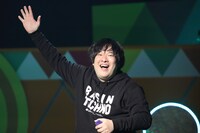 岡崎体育 (c)フジテレビ