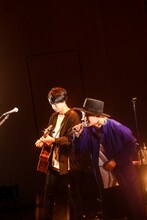 吉田山田（撮影：白石達也）