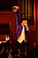 山田義孝（Vo）（撮影：白石達也）