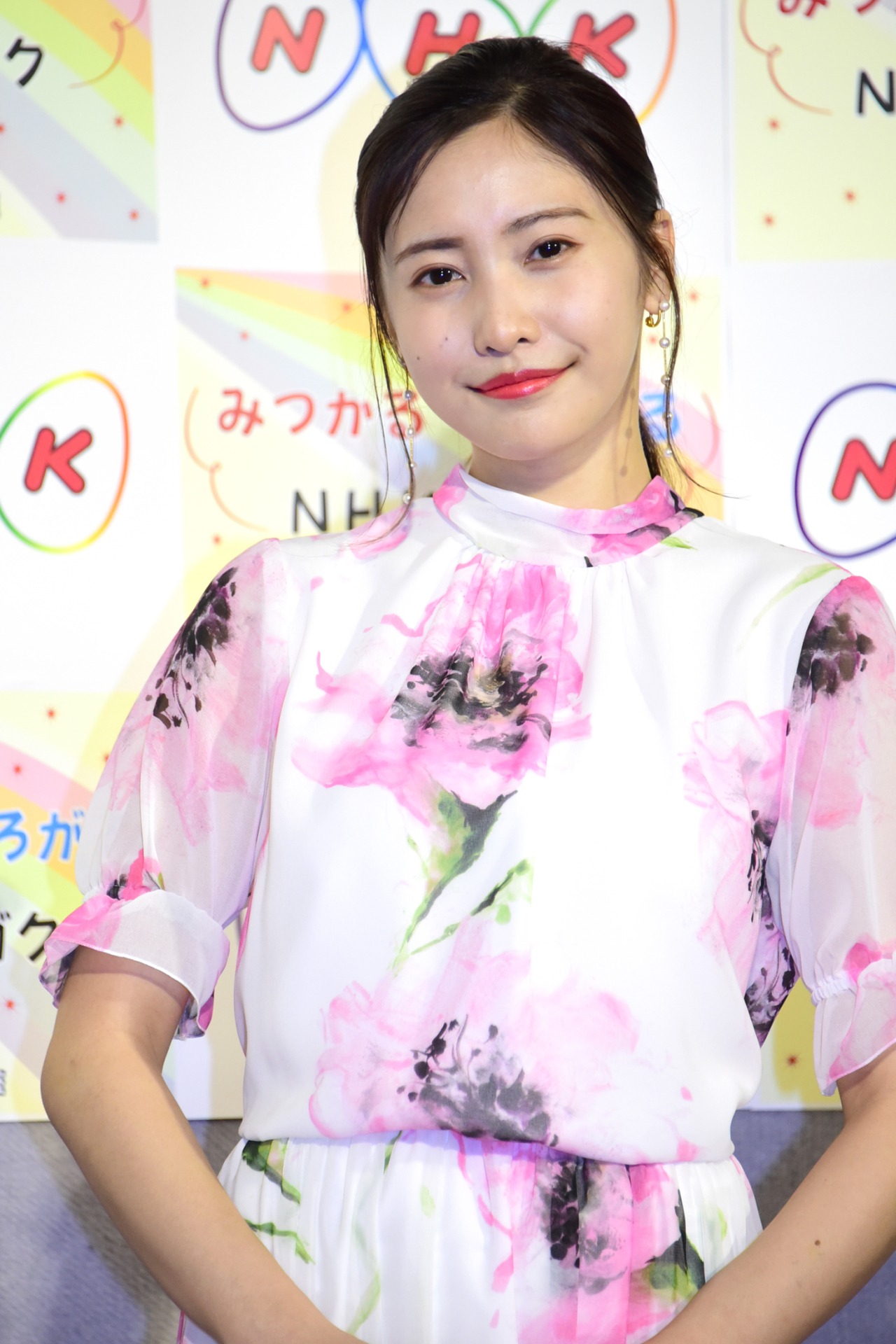 佐野ひなこ