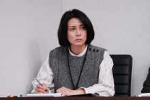 WOWOW「連続ドラマW 坂の途中の家」より柴咲コウ。(c)2019 WOWOW INC.