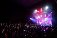 predia「predia」東京・ヒューリックホール東京公演の様子。（撮影：山本ヤスノリ）