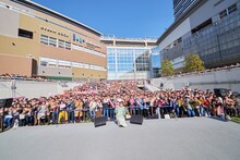 大原櫻子「CAM ON！～5th Anniversary Best～」発売記念イベントの様子。（Photo by Shinichi Kawashima）