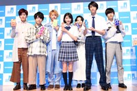 「シーブリーズ」新CM発表会の様子。