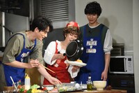 左から町田啓太、平野レミ、清原翔。