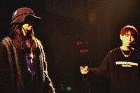 左からFriday Night Plans、Taeyoung Boy。