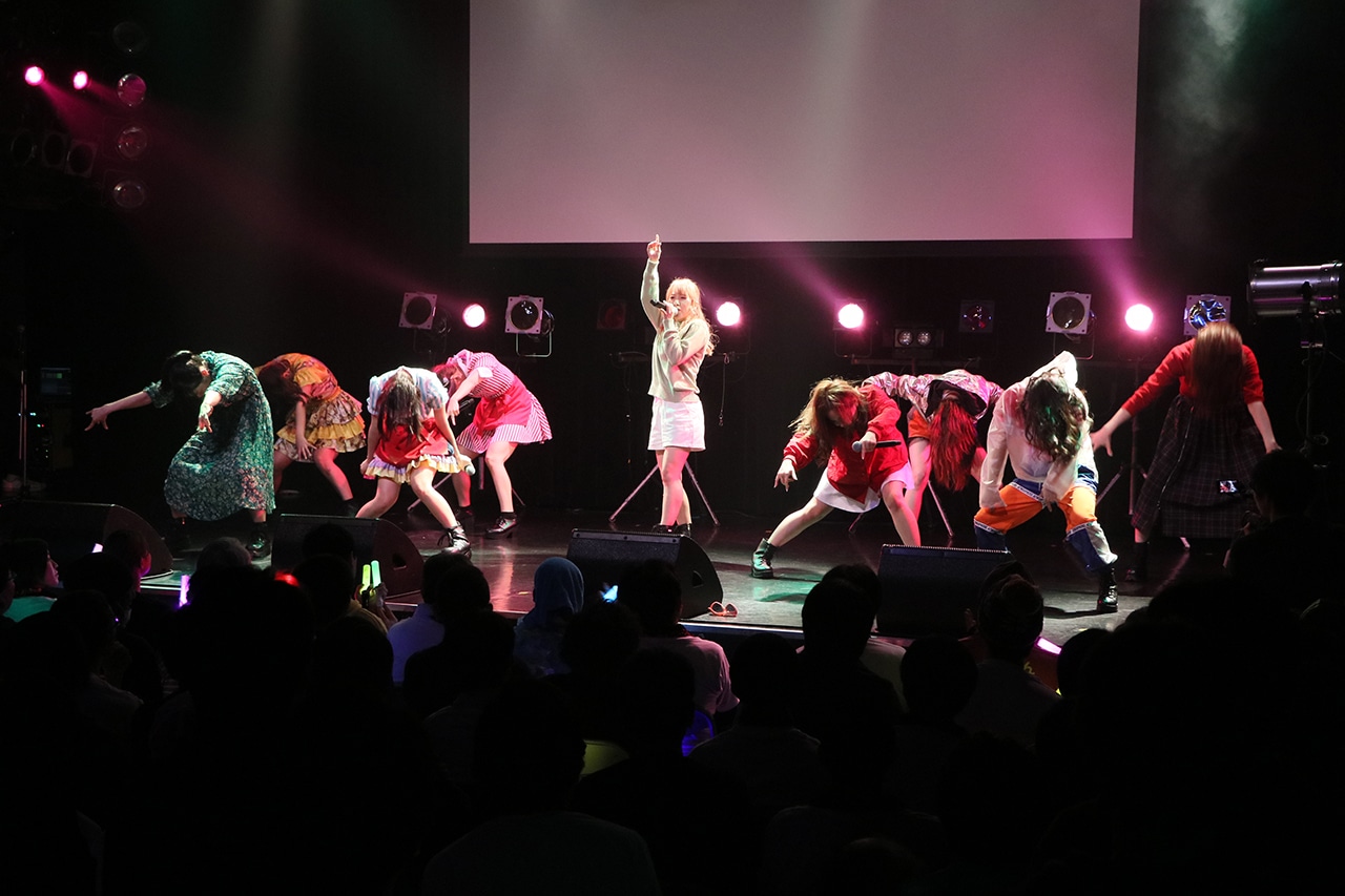 「つぼみ大決戦～この先もみんなとライブしてたいねん～」の様子。（写真提供：株式会社よしもとクリエイティブ・エージェンシー）
