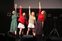 「つぼみ大決戦～この先もみんなとライブしてたいねん～」の様子。（写真提供：株式会社よしもとクリエイティブ・エージェンシー）