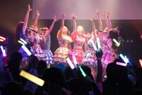 「つぼみ大決戦～この先もみんなとライブしてたいねん～」の様子。（写真提供：株式会社よしもとクリエイティブ・エージェンシー）