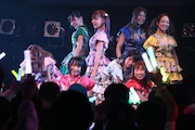 「つぼみ大決戦~この先もみんなとライブしてたいねん~」の様子。(写真提供:株式会社よしもとクリエイティブ・エージェンシー)