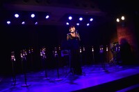 「"THE GLASS SOUNDS" feat.土岐麻子 プレミアムライブ」の様子。