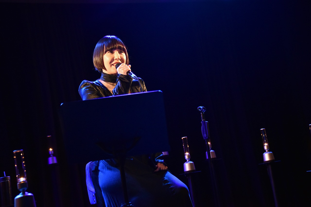 「"THE GLASS SOUNDS" feat.土岐麻子 プレミアムライブ」の様子。