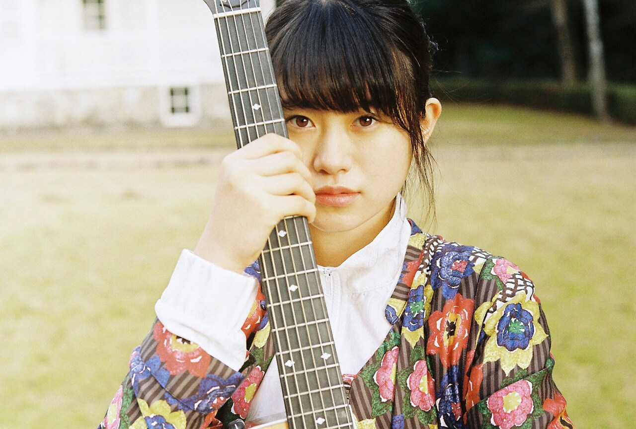 原田珠々華1stミニアルバム「はじめての青」に山本幹宗、おかもとえみ、ヨギー上野