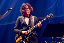 TAKURO（撮影：岡田裕介）