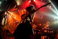 SILENT SIREN「『31313』リリース記念シークレットライブ“無音の警告GIG”」の様子。（撮影：上飯坂一）